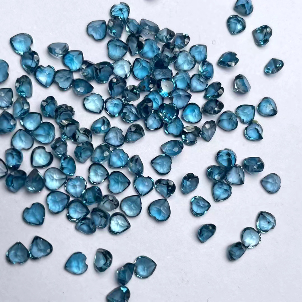 5pcs London Blue Topaz Heart S - Jewelry Making London recensione e prezzo