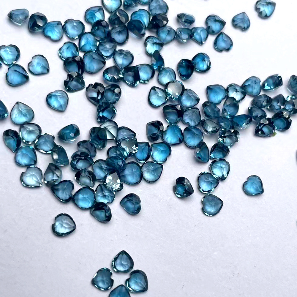 5pcs London Blue Topaz Heart S - Jewelry Making London recensione e prezzo