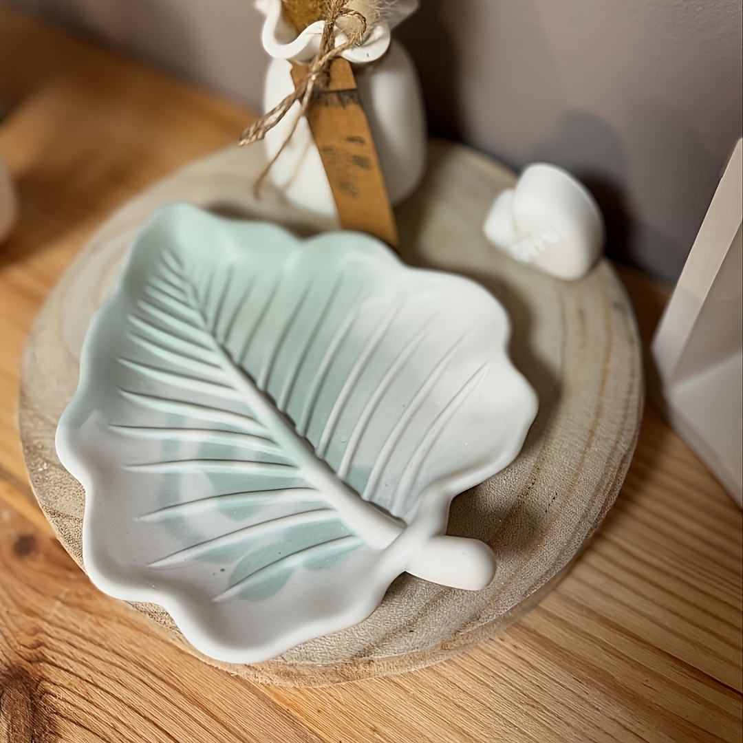 Leaf-shaped tray mold, leaf-sh - Jewelry Making Table recensione e prezzo