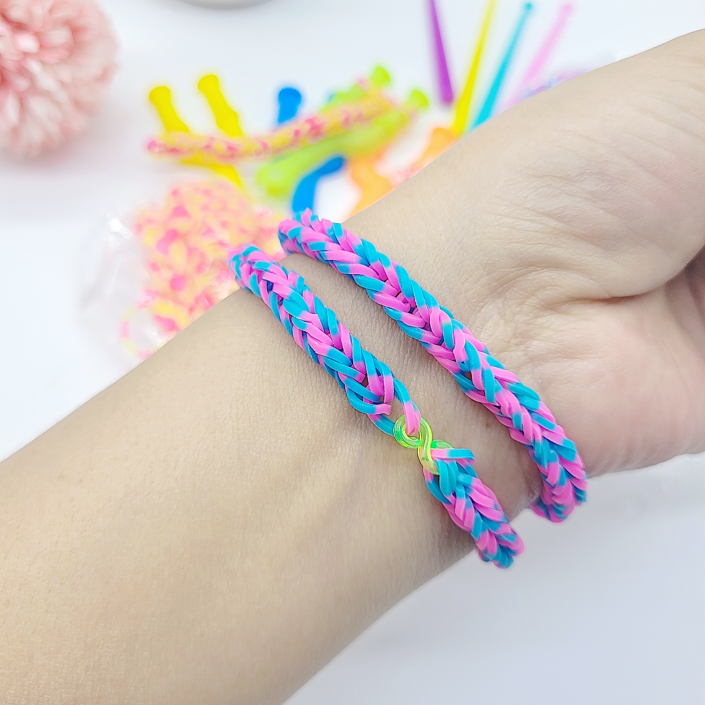 Friendship Bracelet Set, Inclu - Jewelry Making Tutorials recensione e prezzo